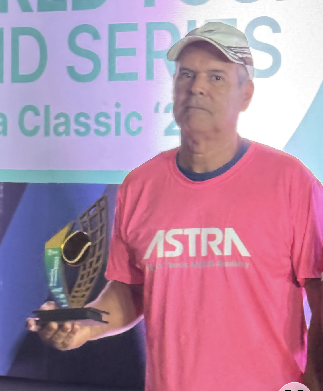 Alunos alinhando objetivos e metas de evolução na Escola de Beach Tennis Serginho